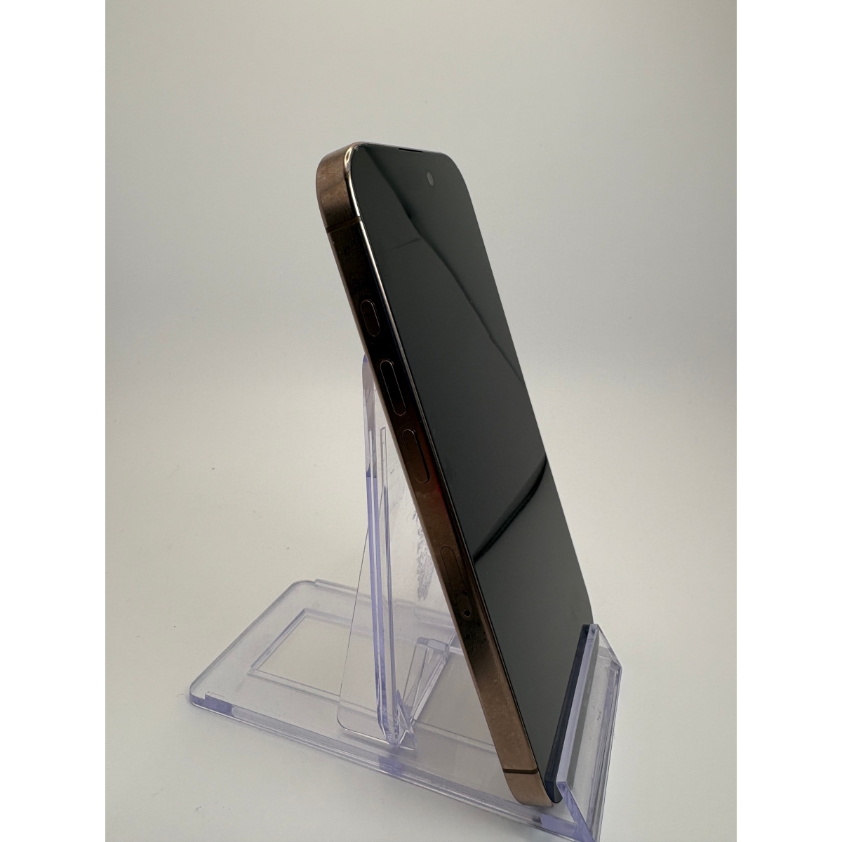 Apple iPhone 16 Pro 128 Go Titane désert