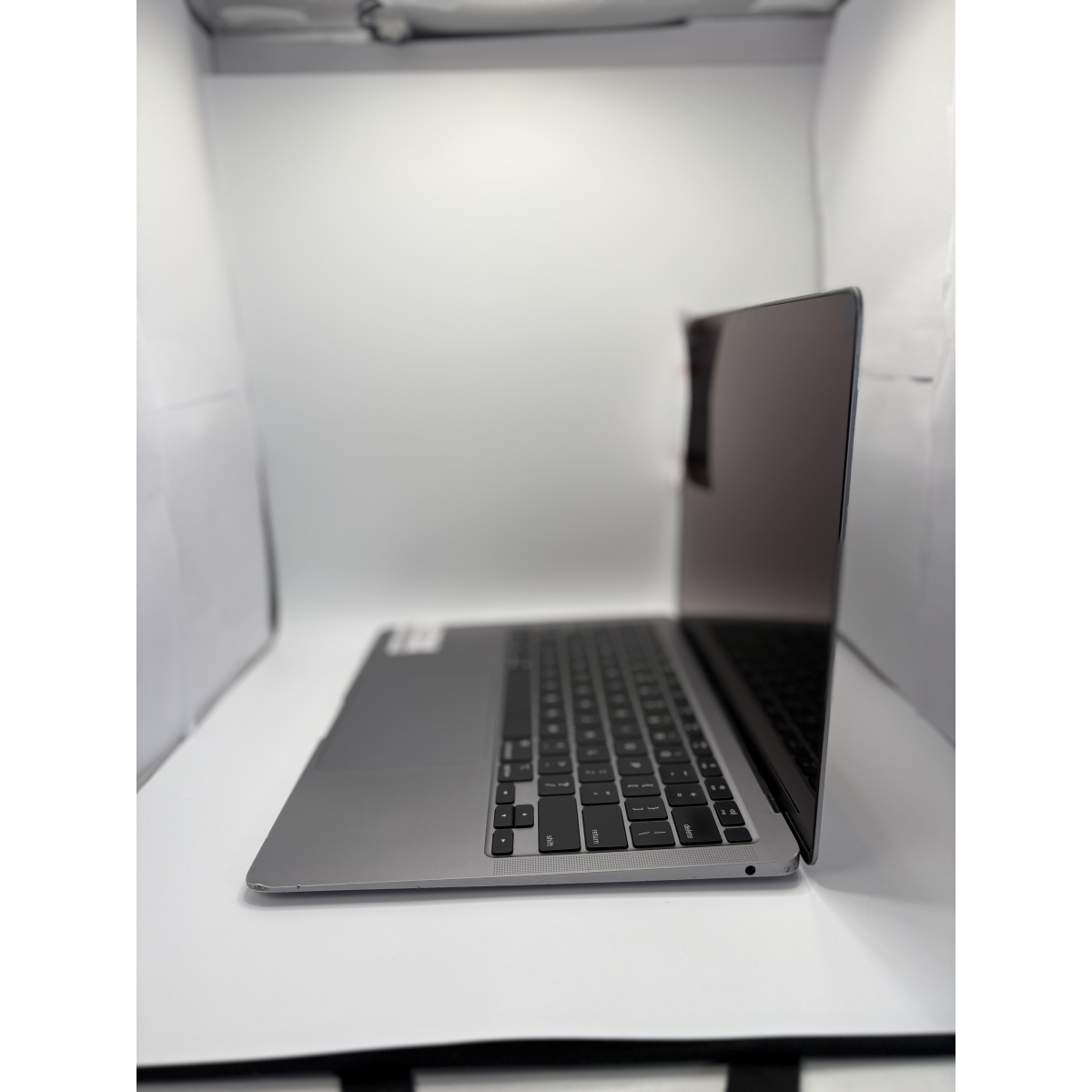 Apple MacBook Air A2179 13 pouces i3 8 Go 256 Go